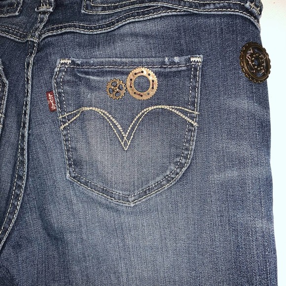 Levi’s Medium Wash Demi Curve Low Rise Skinny Jeans Tag 28 x 32 ( 30 X 30) - Picture 3 of 11